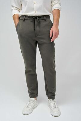 PANTALÓN JOGGER REGULAR FIT VERDE CAQUI