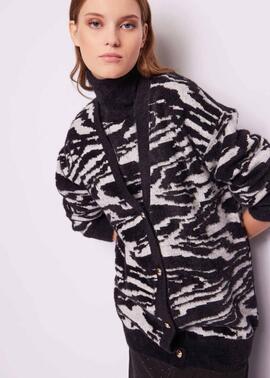 CHAQUETA LARGA DE PUNTO JACQUARD ANIMAL PRINT