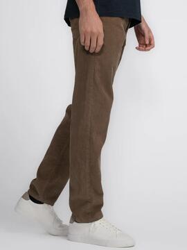 PANTALÓN DE PANA RUSSEL TAPERED FIT CAMEL