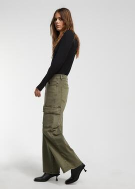 PANTALÓN BOLSO CARGO CROPPED KAKI