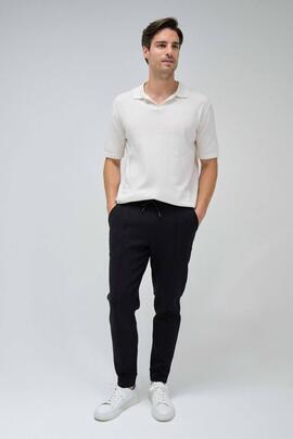 PANTALÓN JOGGER REGULAR FIT NEGRO