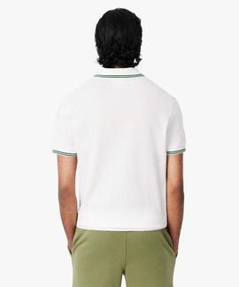 POLO LACOSTE REGULAR FIT 001 BLANCO CON RIBETES DECORATIVOS