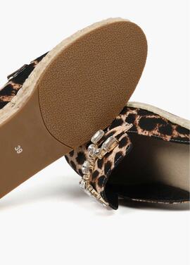 ALPARGATA PLANA ANIMAL PRINT CON DETALLE STRASS